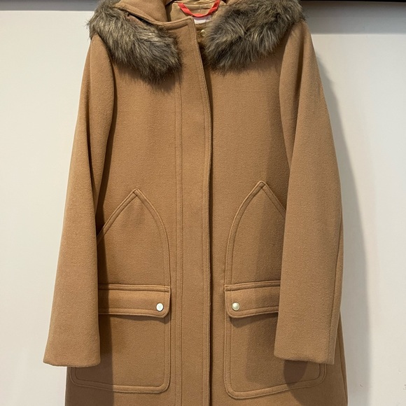 J crew winter coat with faux fur trim hood size 10